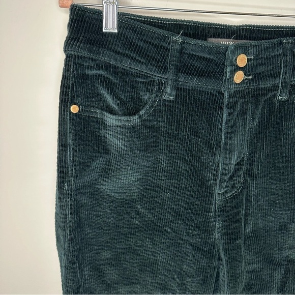 Judy Blue Pants - Judy Blue Wide Leg Green Corduroy Pants size 11/30